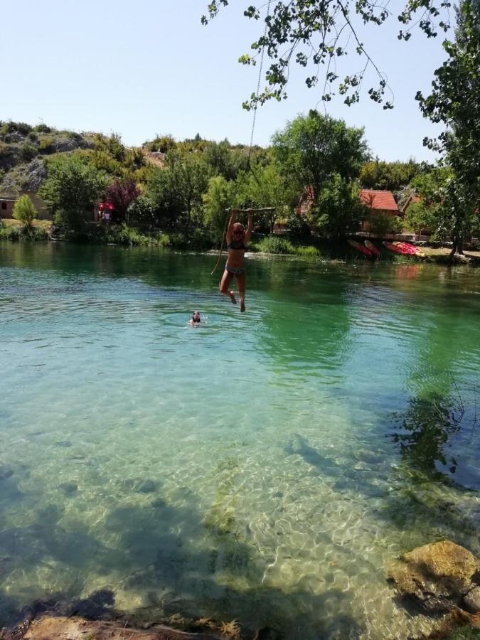 Apartment Hajduk Starigrad Paklenica Eksteriør billede