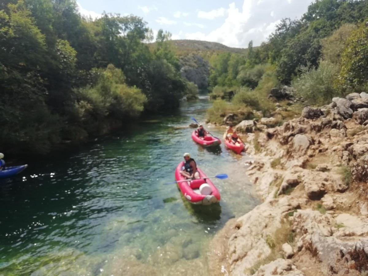 Apartment Hajduk Starigrad Paklenica Eksteriør billede