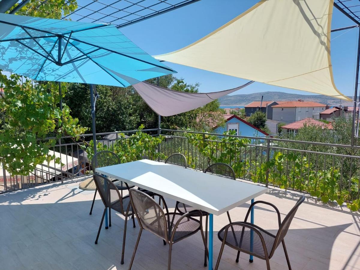 Apartment Hajduk Starigrad Paklenica Eksteriør billede