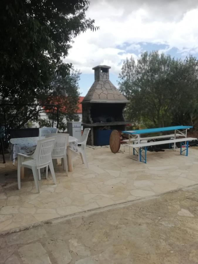 Apartment Hajduk Starigrad Paklenica Eksteriør billede