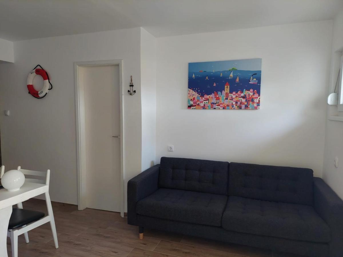 Apartment Hajduk Starigrad Paklenica Eksteriør billede