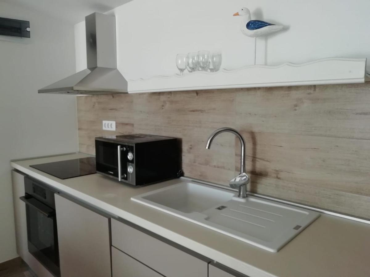 Apartment Hajduk Starigrad Paklenica Eksteriør billede