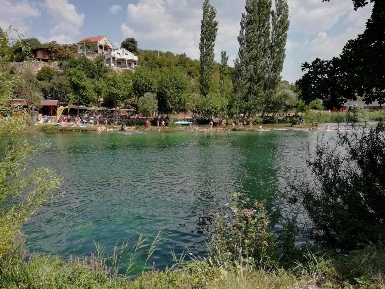 Apartment Hajduk Starigrad Paklenica Eksteriør billede