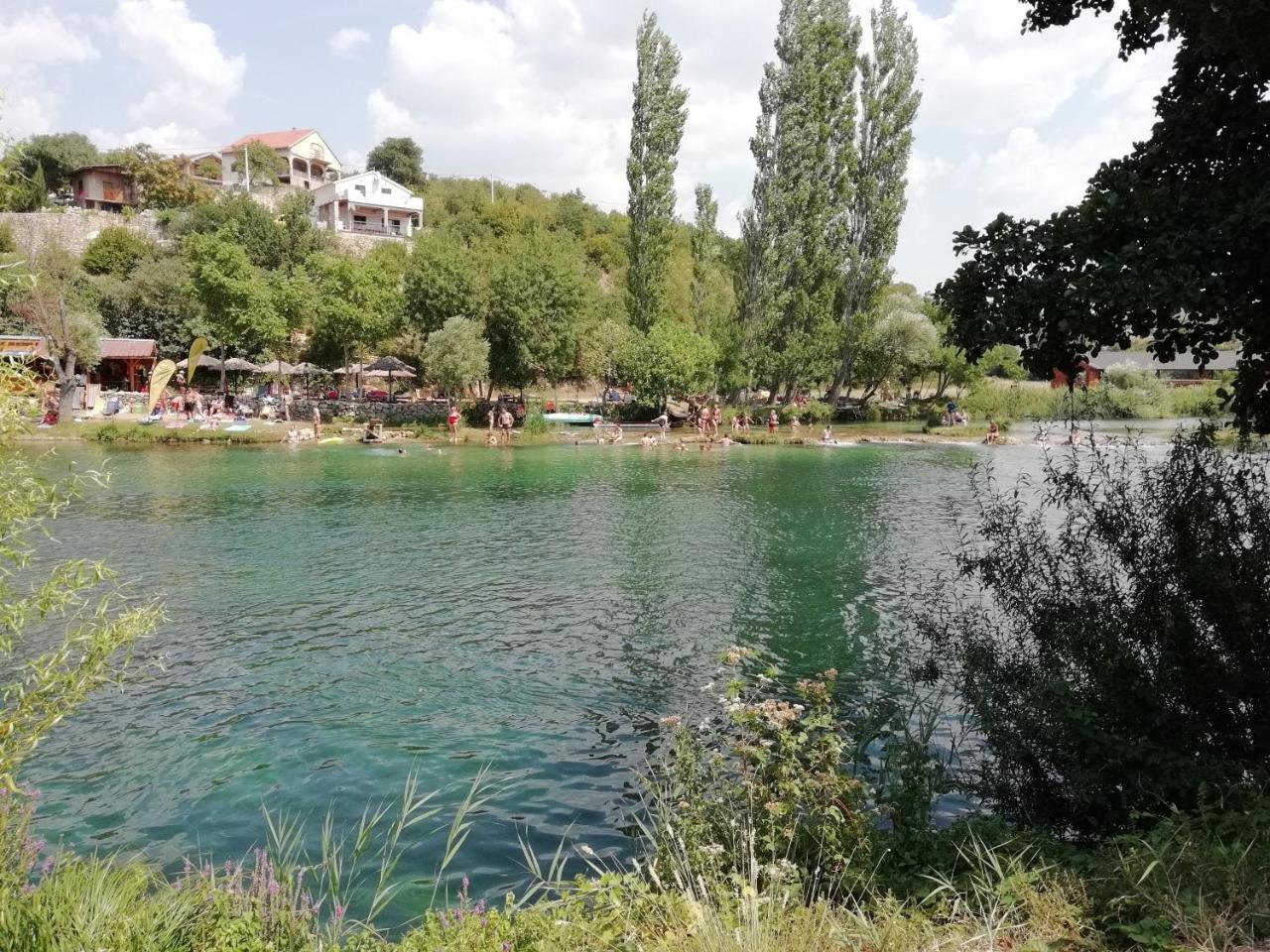 Apartment Hajduk Starigrad Paklenica Eksteriør billede