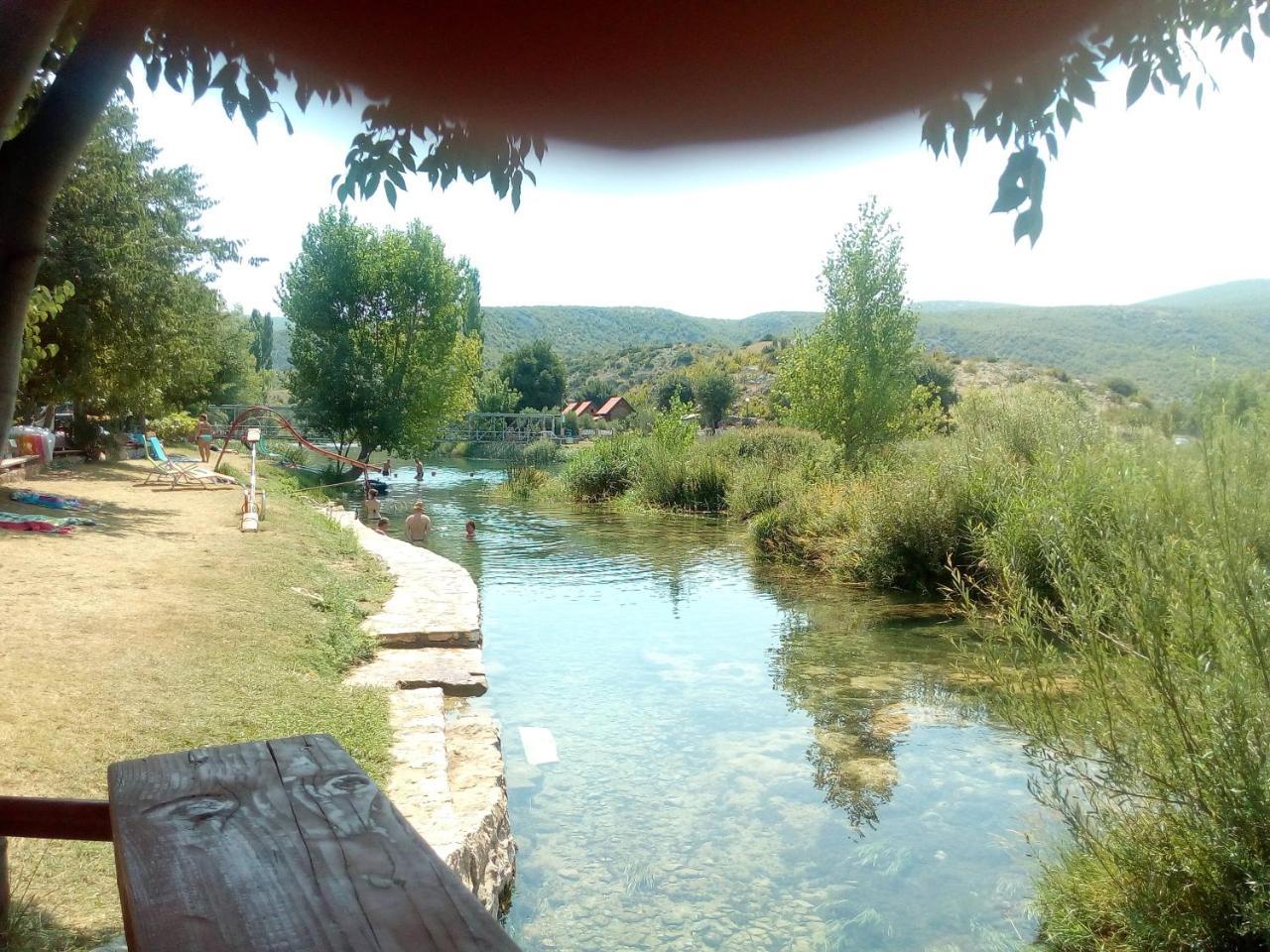 Apartment Hajduk Starigrad Paklenica Eksteriør billede